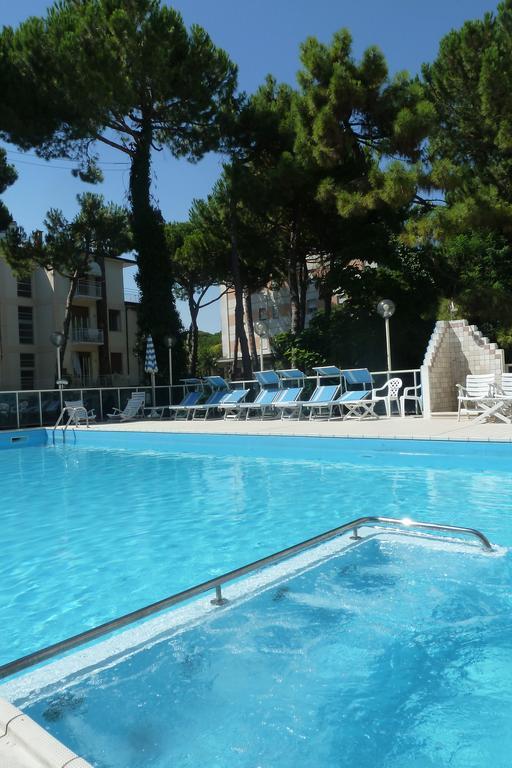 Hotel Astra Milano Marittima Exterior foto